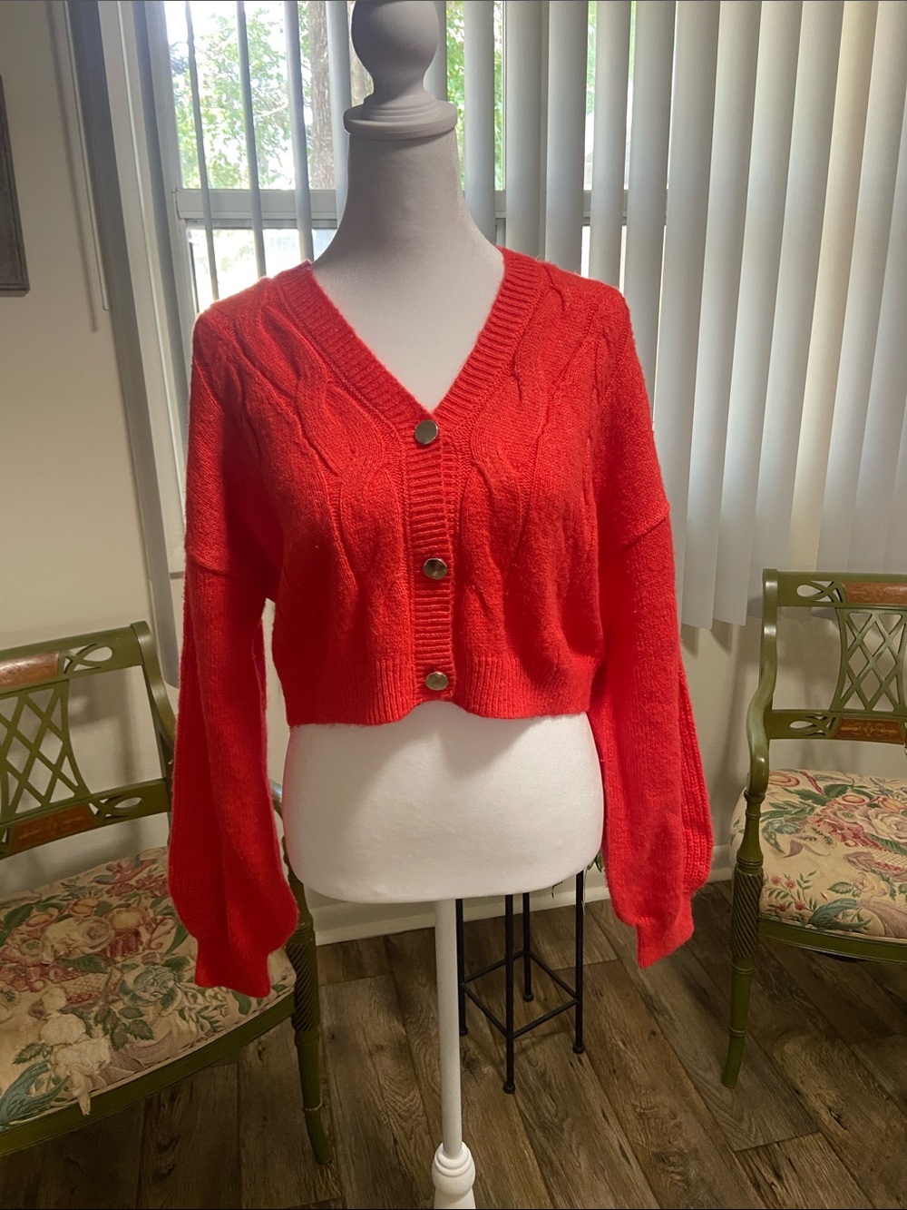 Cabana by Crown and IvyCropped Button Women’s Sweater Cardigan in Bright orange